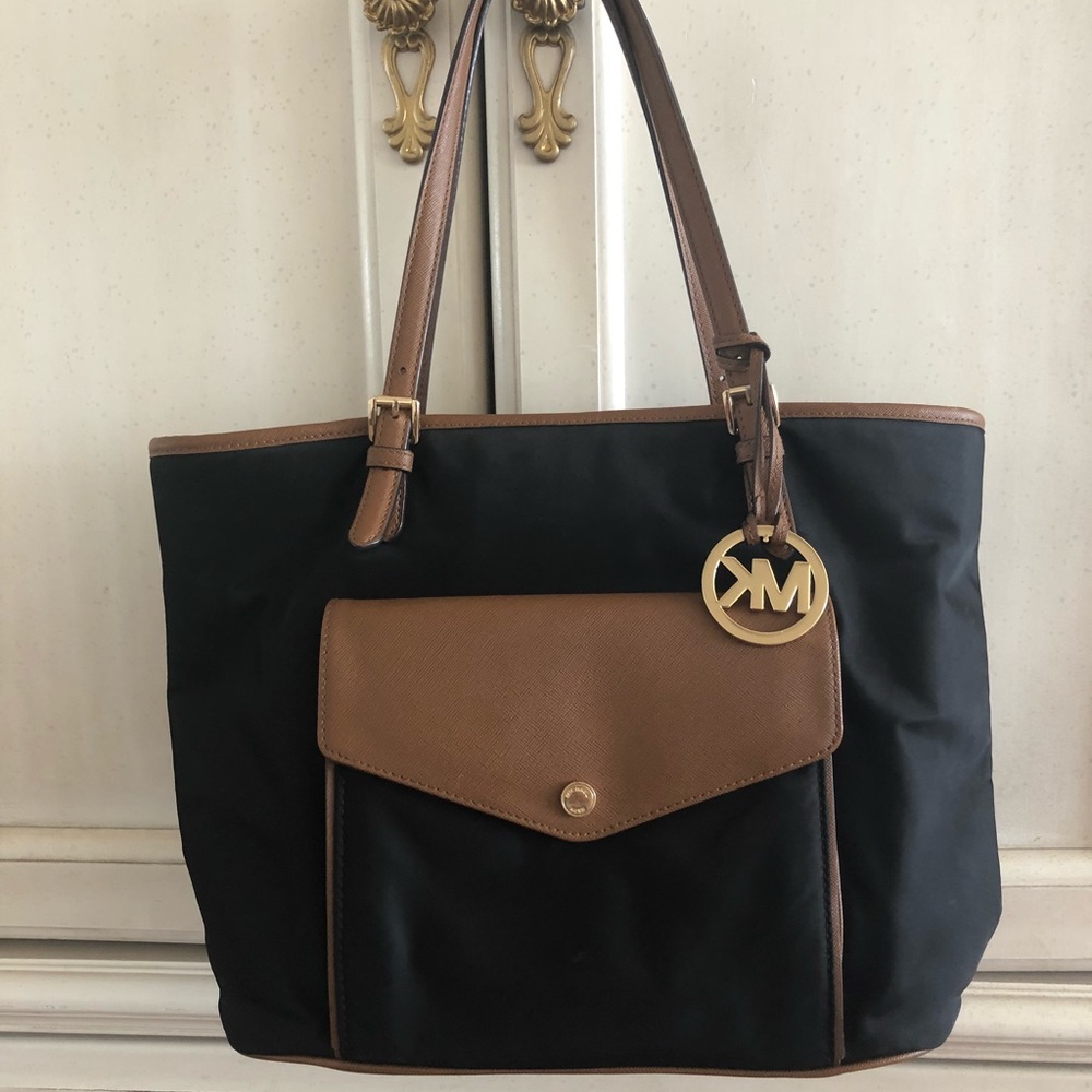 MK bag very good condition! 👜